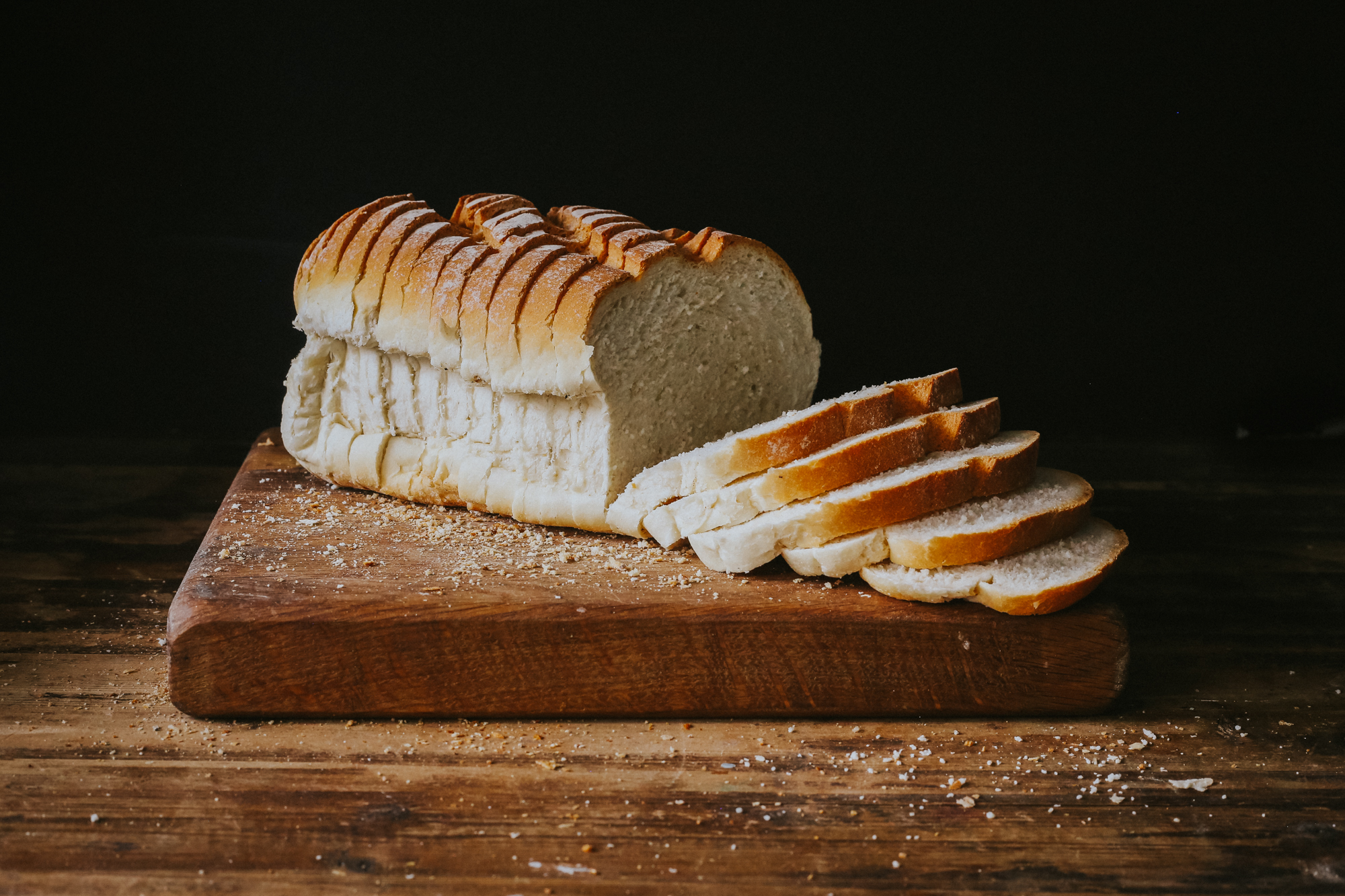 Large White Farmhouse Sliced Loaf