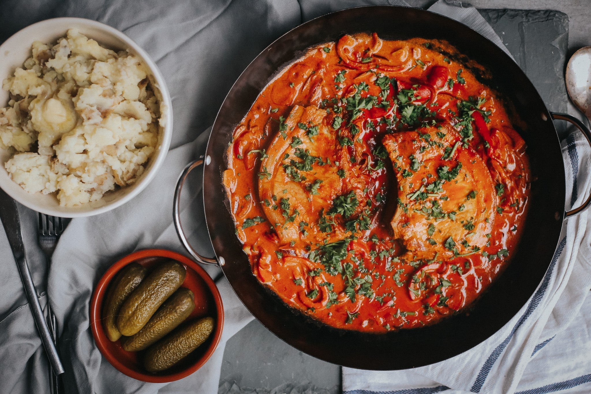 Paprika Pork with Red Peppers Recipe