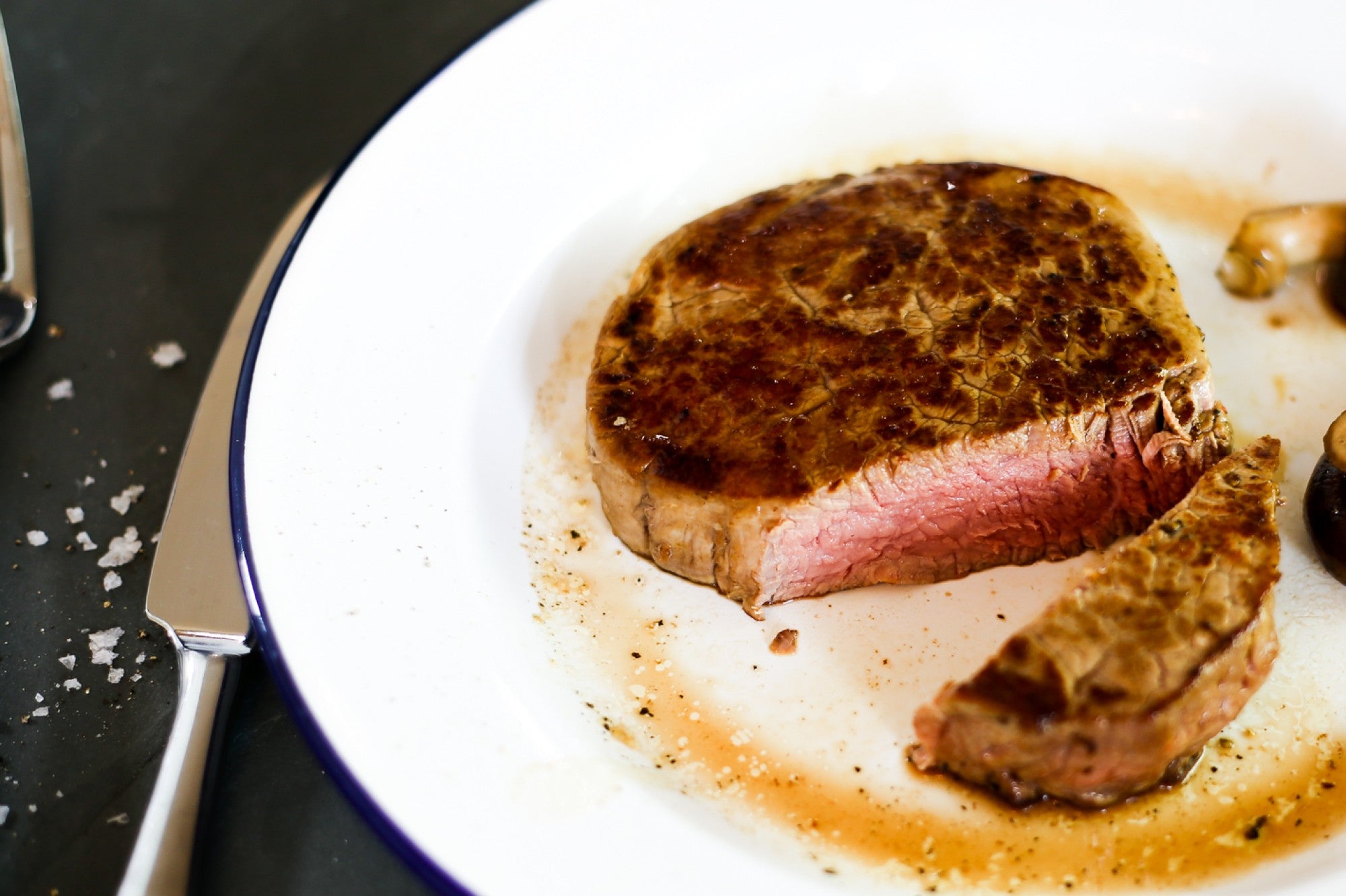 Peppered Fillet Steak with Potatoes