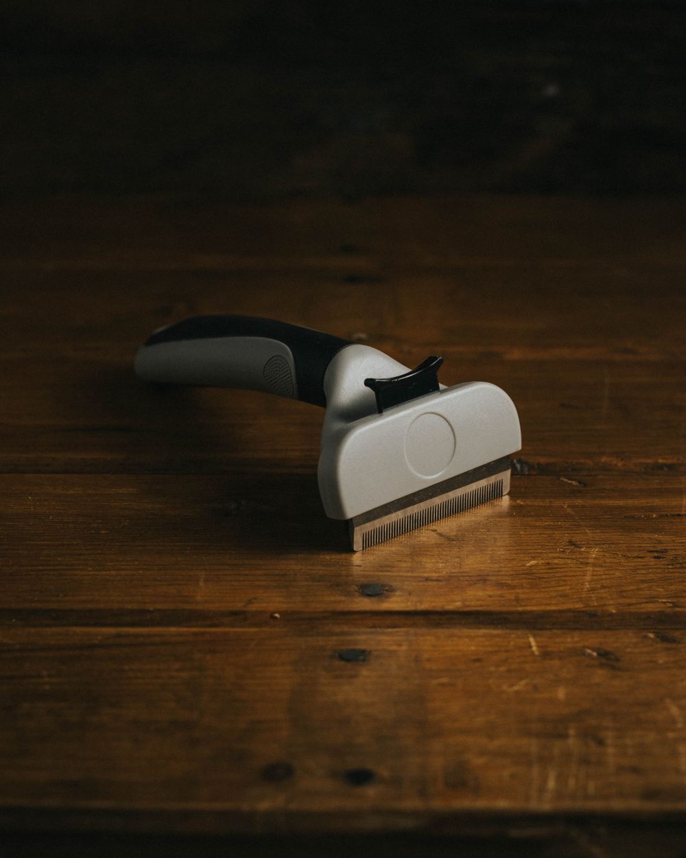 Pet Parlour Deshedding Grooming Brush