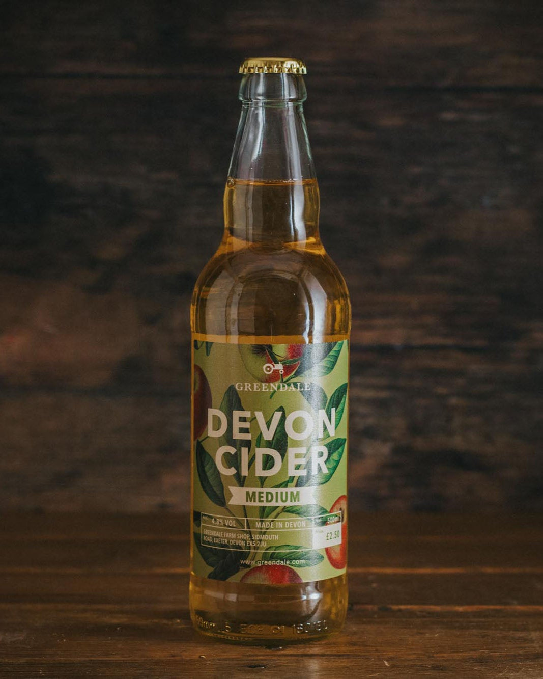 A bottle of Greendale Devon Cider.