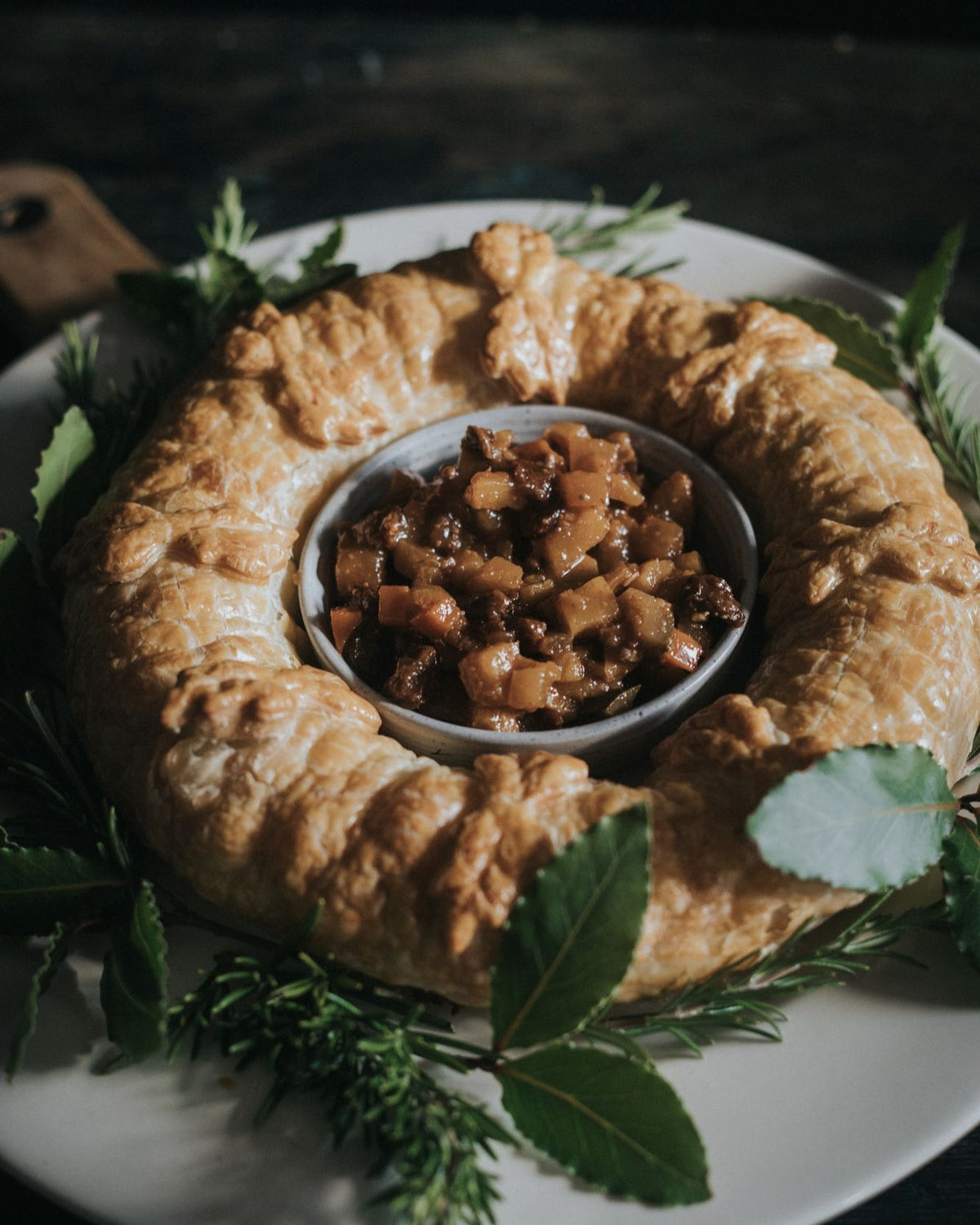 Greendale Old English Sausage Roll Wreath (Pickup Only)
