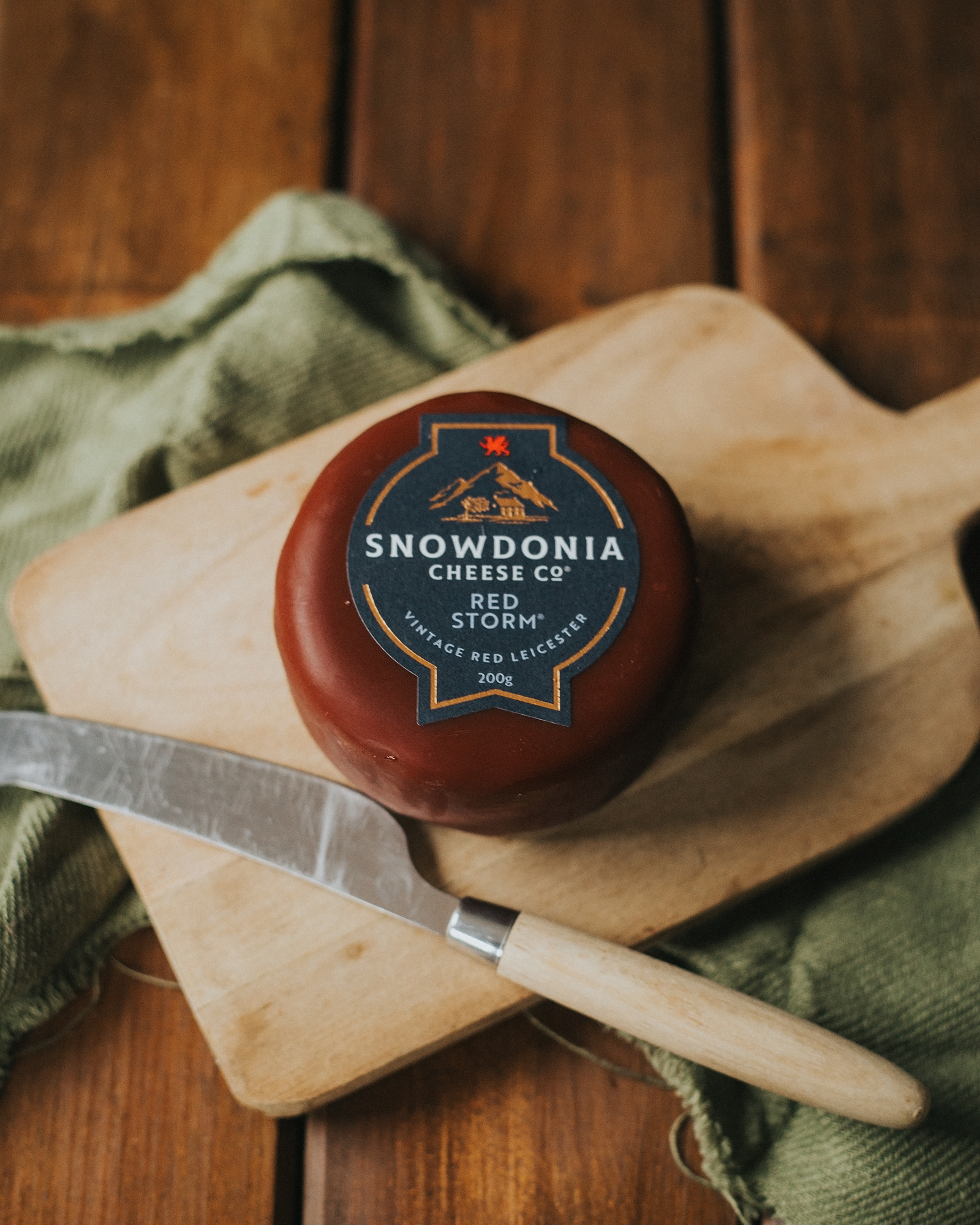 Snowdonia Red Storm Cheese