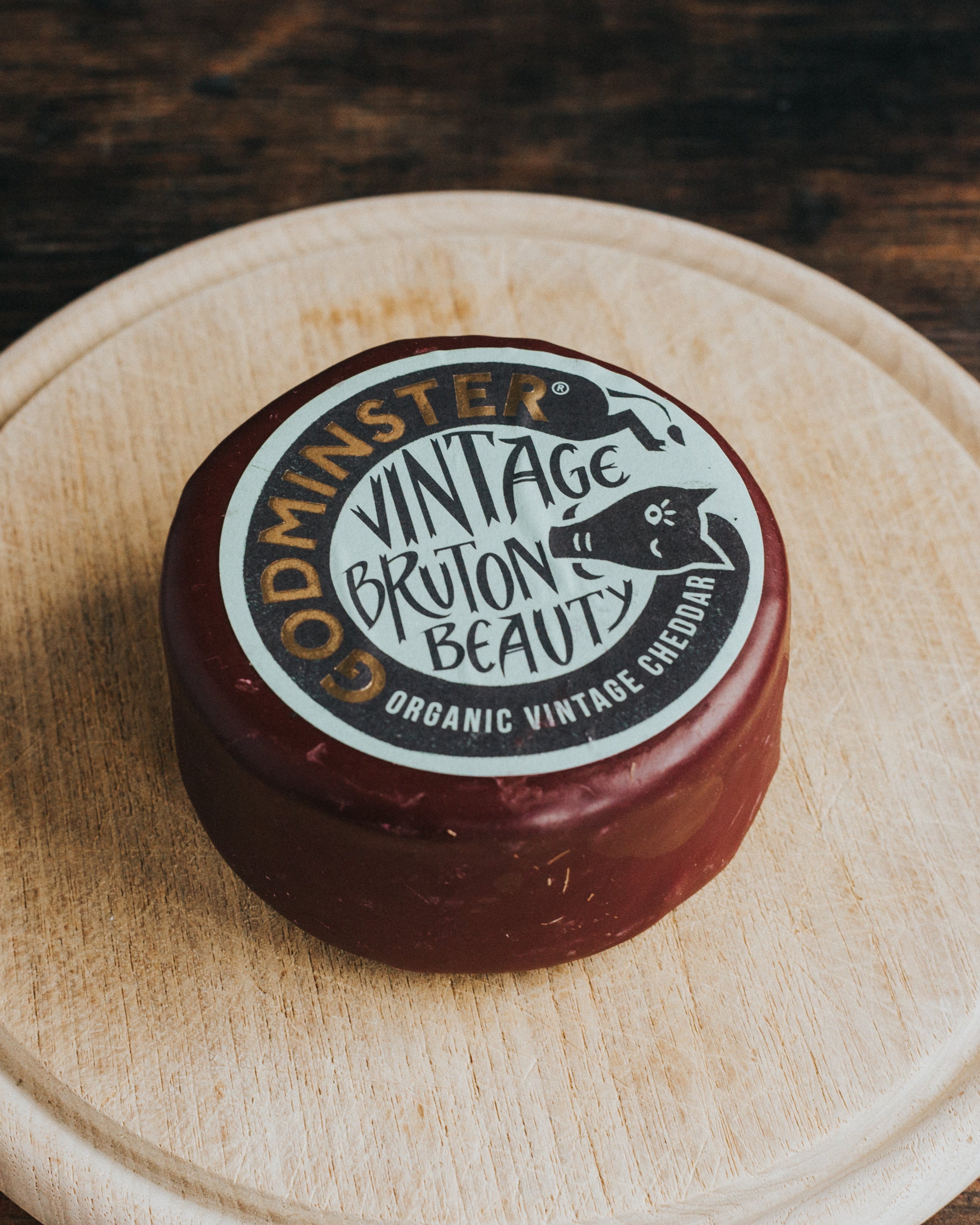 Godminster Organic Cheddar (Whole Cheese)