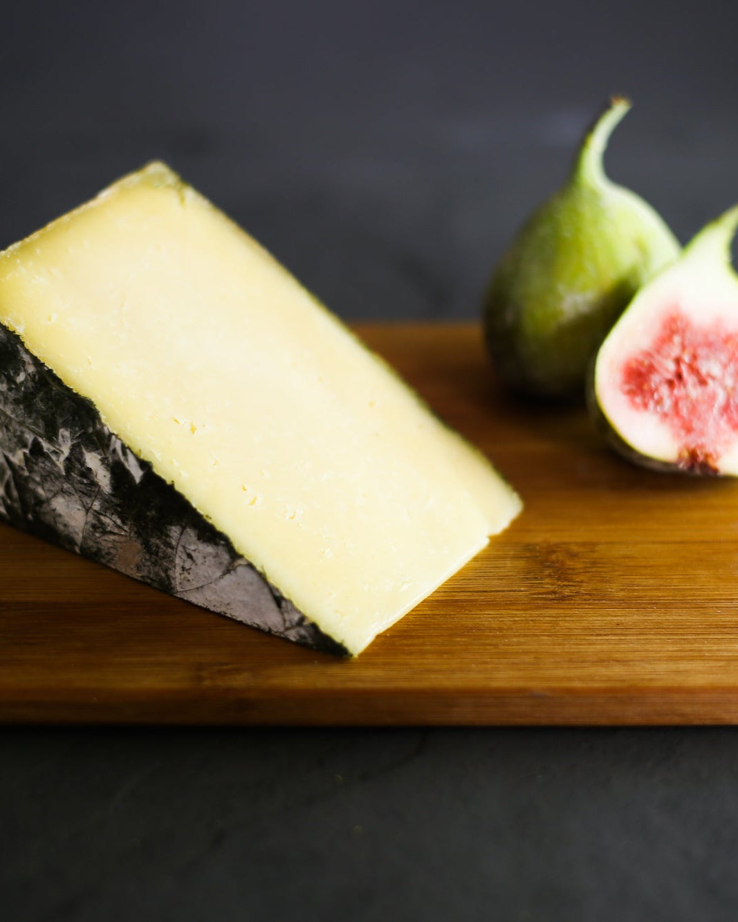 Cornish Garlic Yarg Cheese