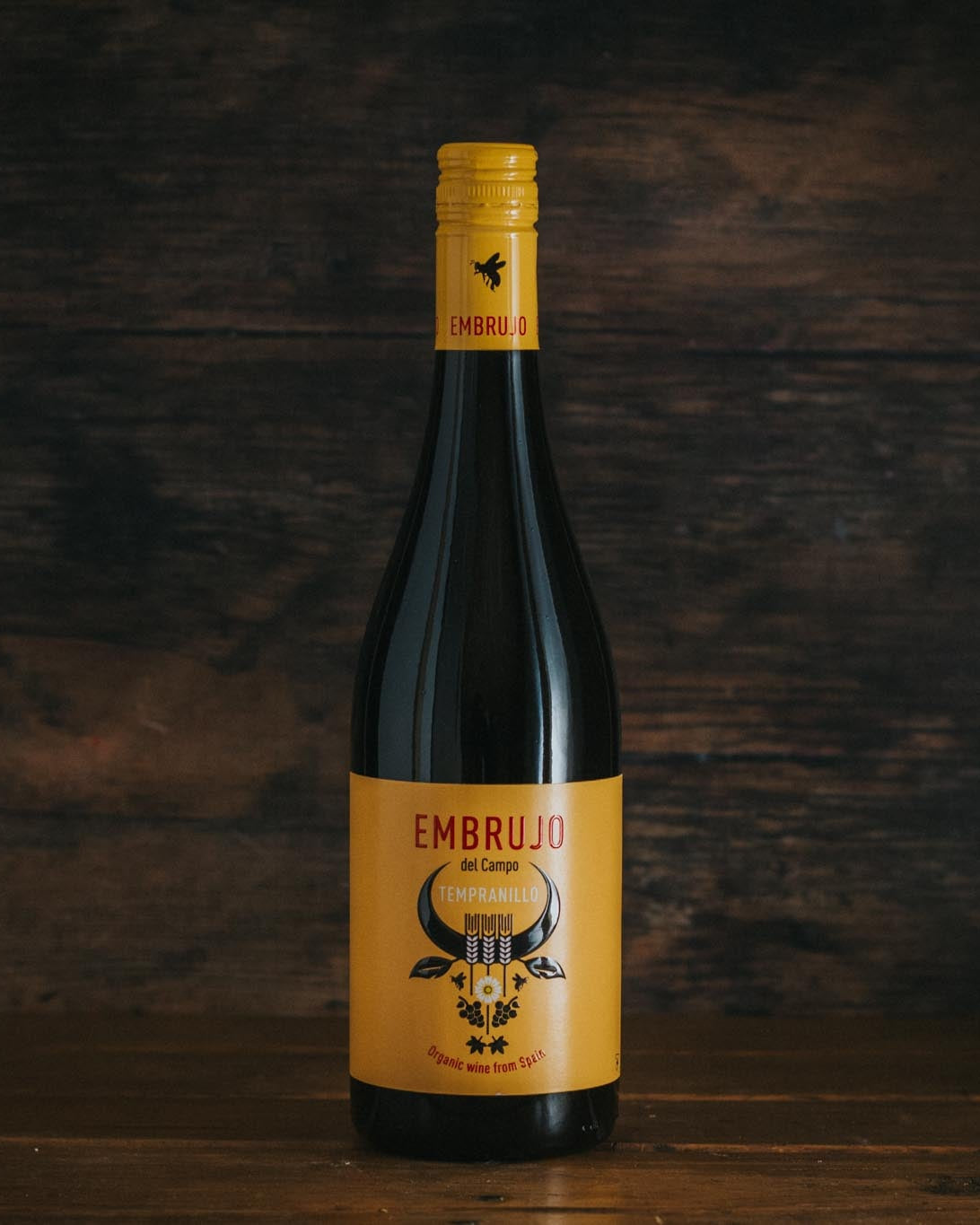 A bottle of Embrujo Tempranillo Organic.