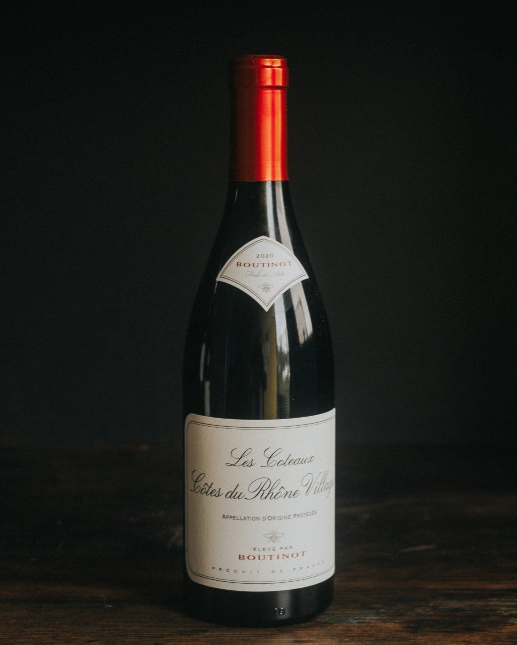 A bottle of Les Coteaux Côtes Du Rhône.